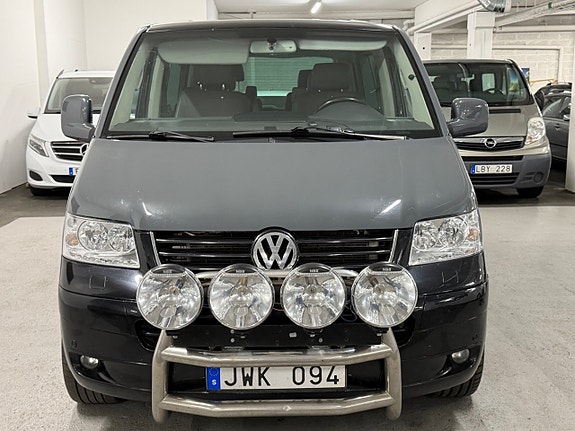 Volkswagen Multivan 3 of 14