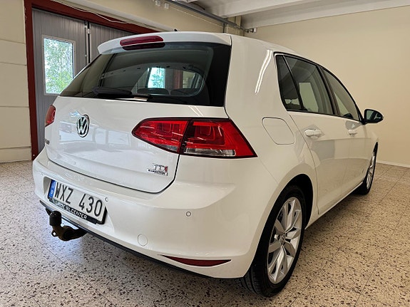 Volkswagen Golf VII 4 of 10