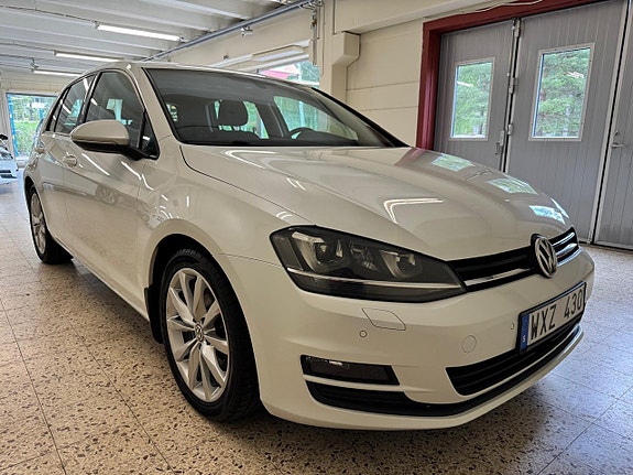Volkswagen Golf VII 2 of 10