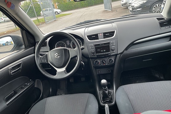 Suzuki Swift 9 of 12