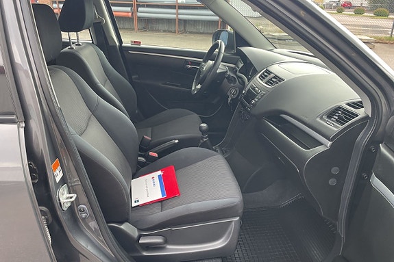 Suzuki Swift 11 of 12