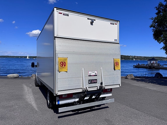 Mercedes-Benz Sprinter 317 16 of 16