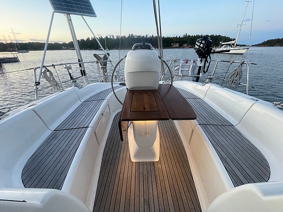 Bavaria 37 2006,  2-kabiner, grund köl. 4 of 15