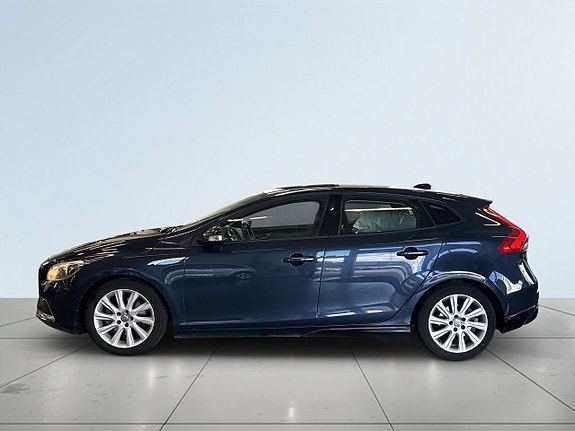 Volvo V40 5 of 28