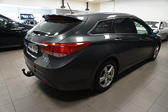 Hyundai i40 8 of 18