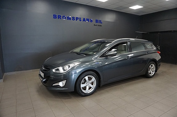 Hyundai i40 2 of 18