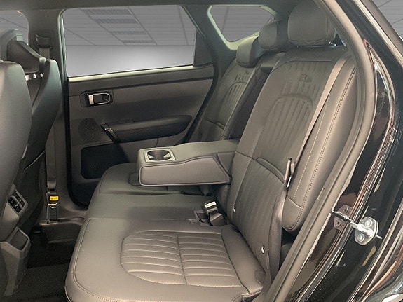 Kia Seltos 9 of 24