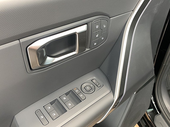 Kia Seltos 19 of 24