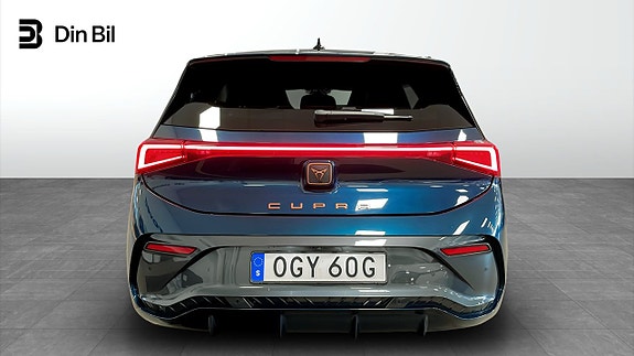 Cupra Born 5 of 12