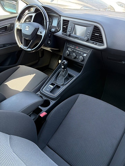 Seat Leon 9 of 12
