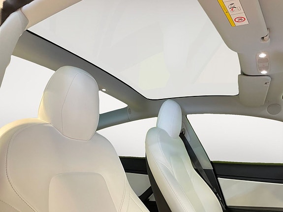 Tesla Model 3 22 of 23
