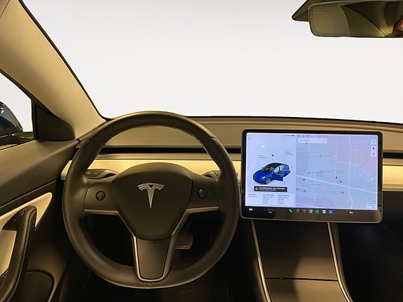 Tesla Model 3 12 of 23
