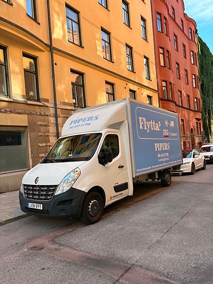 Renault Master 2 of 4