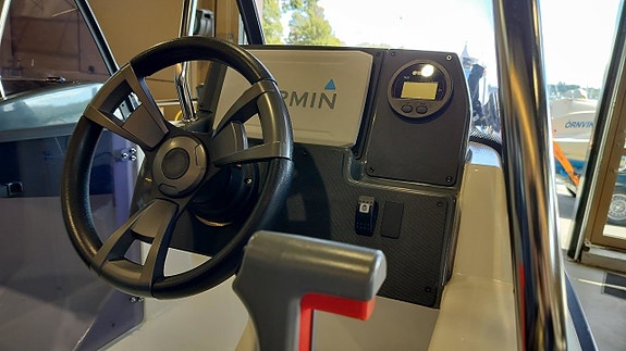 Yamarin Cross 49 BR + Yamaha F60FETL 8 of 11