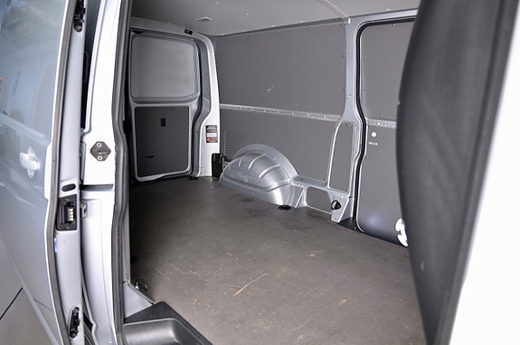 Volkswagen Transporter 9 of 19