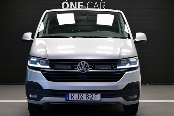 Volkswagen Transporter 2 of 19