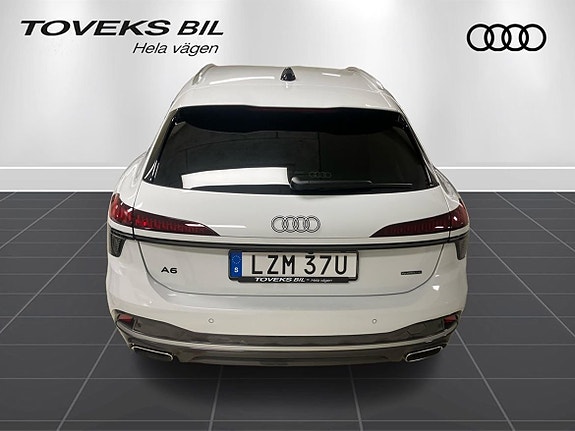 Audi A6 2 of 9