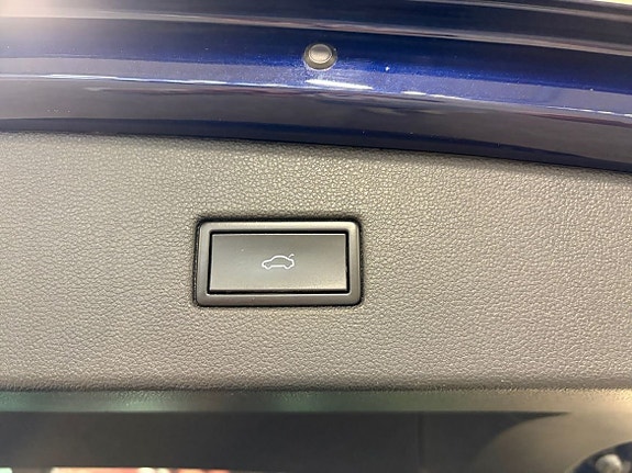 Volkswagen Tiguan 12 of 13