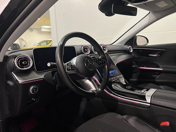 Mercedes-Benz C300 6 of 28