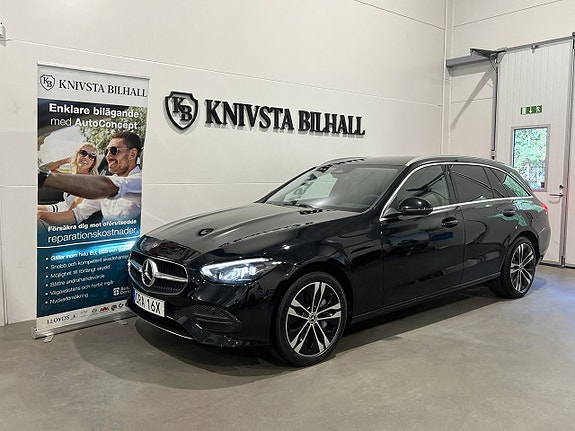 Mercedes-Benz C300 14 of 28