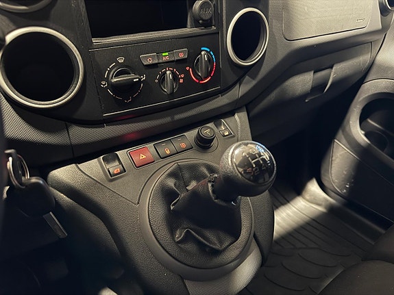 Peugeot Partner 10 of 13