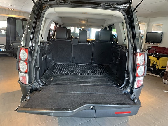 Land Rover Discovery 6 of 11