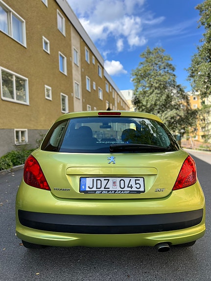 Peugeot 207 3 of 13