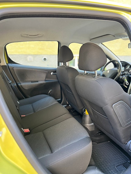 Peugeot 207 7 of 13