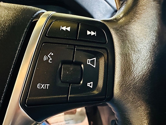 Volvo XC60 24 of 30