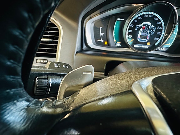 Volvo XC60 19 of 30