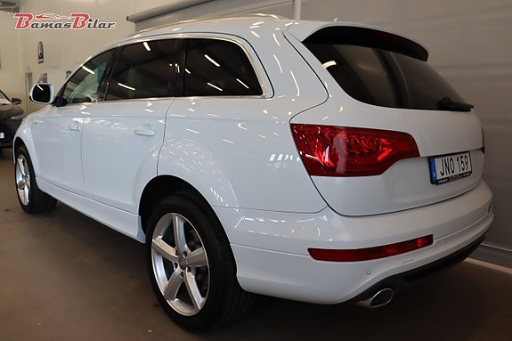 Audi Q7 3 of 27