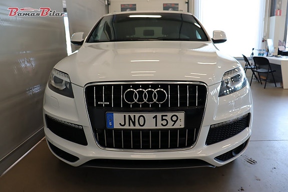 Audi Q7 8 of 27