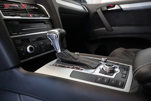 Audi Q7 11 of 27