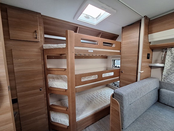 Hobby De Luxe 560 KMFe Barnkammare: 3 bäddar, Kampanjprodukt! 6 of 11