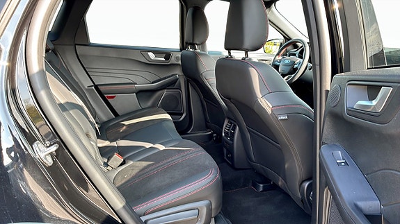 Ford Kuga 5 of 10
