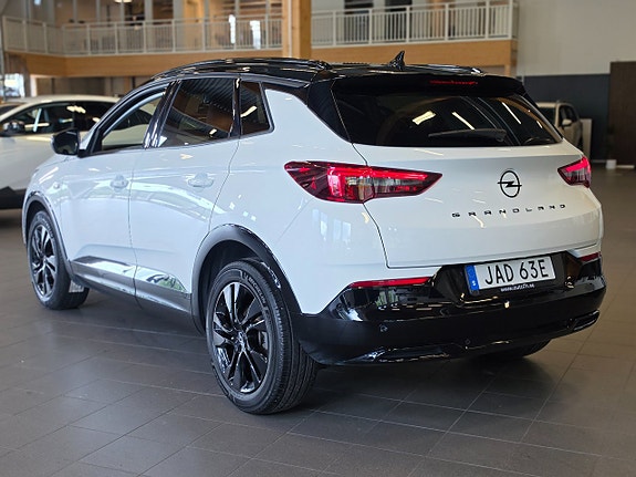 Opel Grandland X 4 of 14