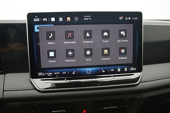 Volkswagen Tiguan 8 of 17