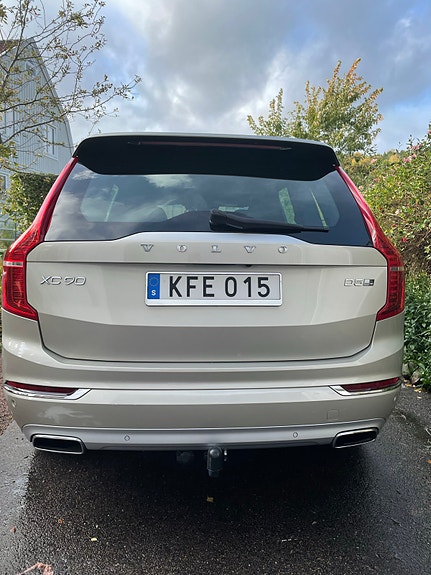 Volvo XC90 4 of 9