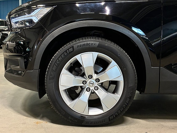 Volvo XC40 9 of 24