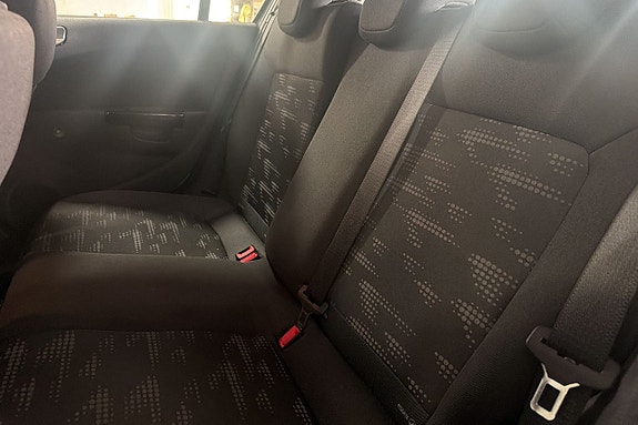Opel Corsa 17 of 17