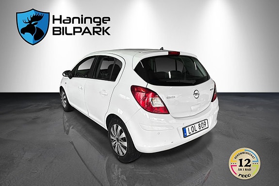 Opel Corsa 8 of 17