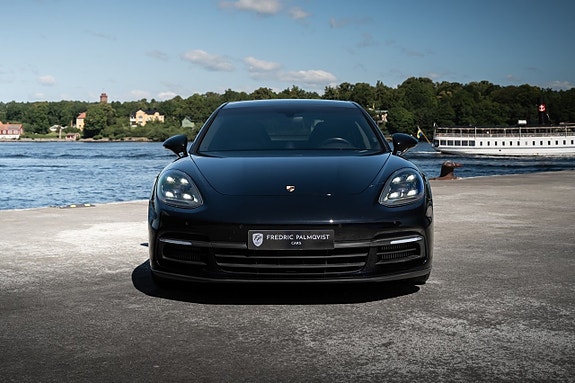 Porsche Panamera 4S 8 of 23