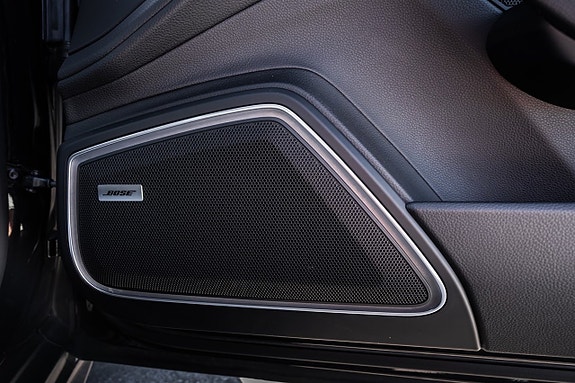 Porsche Panamera 4S 22 of 23
