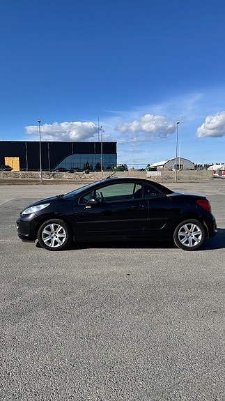Peugeot 207 CC 8 of 9