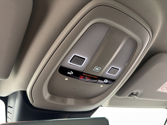 Volvo V60 27 of 30