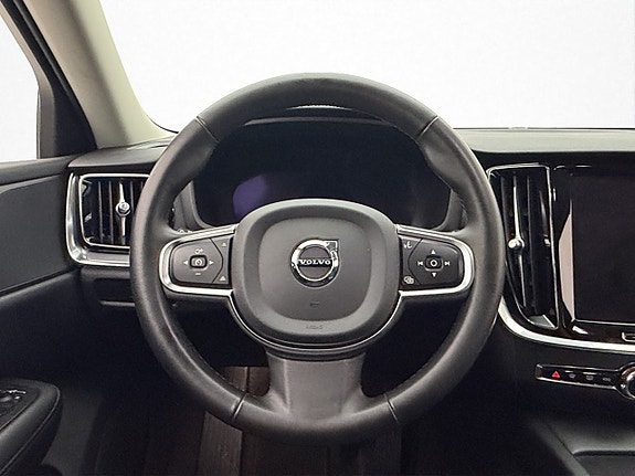 Volvo V60 13 of 30