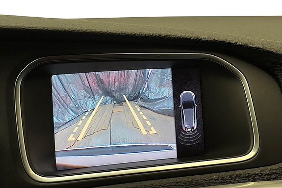 Volvo V40 Cross Country 25 of 30