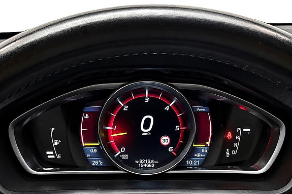Volvo V40 Cross Country 23 of 30