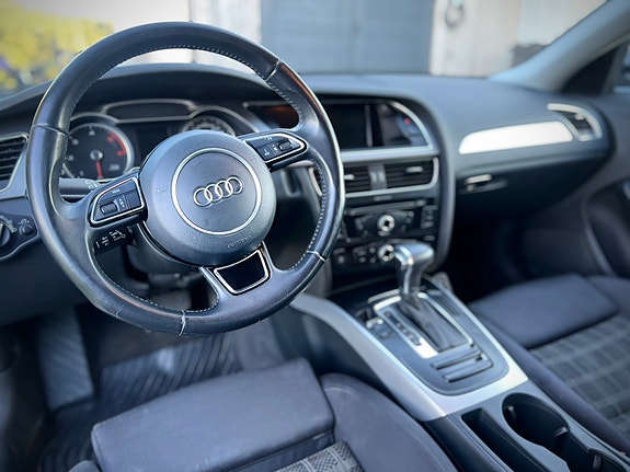 Audi A4 4 of 6