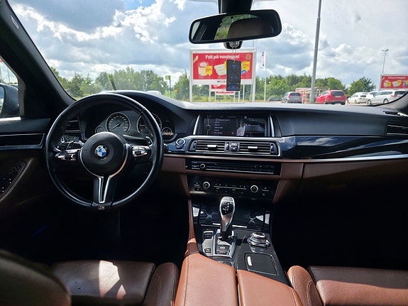 BMW 520d 5 of 10
